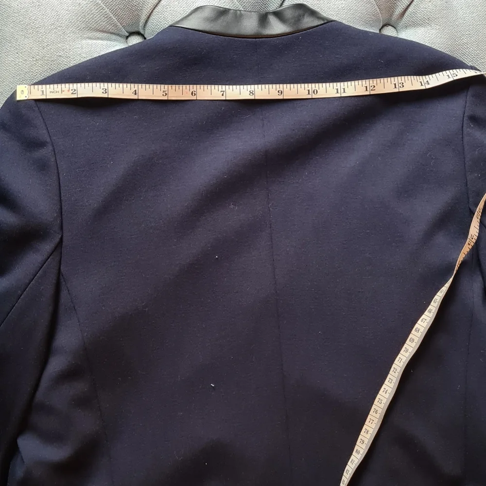 CLOSEOUT Blazer - Picture 12 of 15